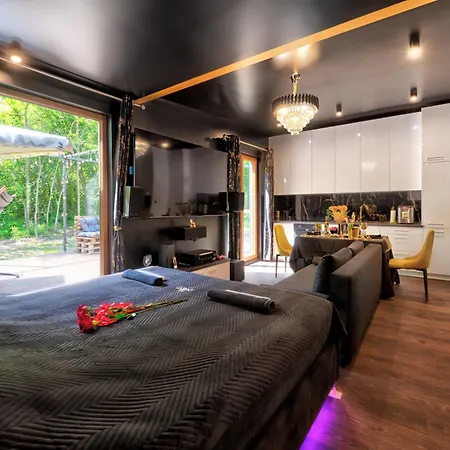 Royalrelax Apartament W Lesie Z Jacuzzi, Kinem Domowym 88' - Bialystok Choroszcz Exterior photo