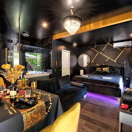 Royalrelax Apartament W Lesie Z Jacuzzi, Kinem Domowym 88' - Bialystok Choroszcz Exterior photo